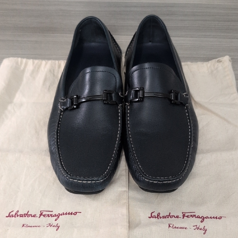 Salvatore Ferragamo Navy Blue Leather Loafers with Bit Detail
